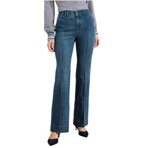 Talbots Flare Leg Pin Tuck Blue Jeans Women’s Size 8 High Waisted Flattering